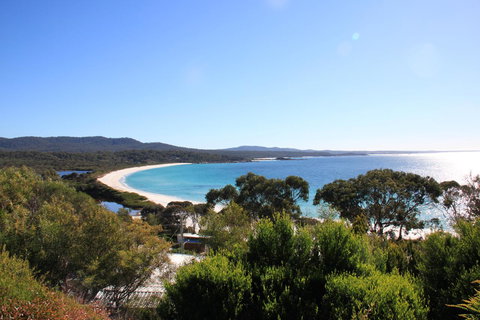 DOLPHIN LOOKOUT COTTAGE - Amazing Views Of The Bay Of Fires - Accommodation Main Beach 9