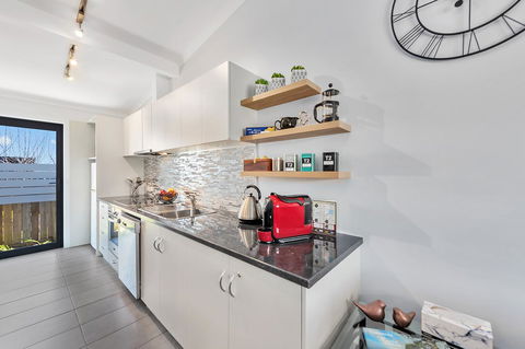 Hawley Beach Escape - Accommodation Main Beach 1