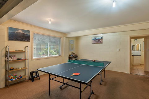 Isle Of Views - Accommodation Main Beach 19