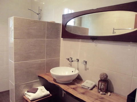 Eden Orchard & Farmstay - Accommodation Main Beach 9