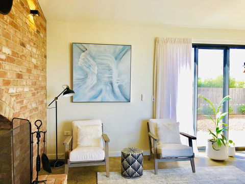 EMBRACING EVANDALE - Hosted By L'Abode Accommodation - Accommodation Main Beach 9