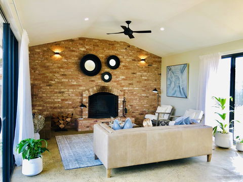 EMBRACING EVANDALE - Hosted By L'Abode Accommodation - Accommodation Main Beach 6