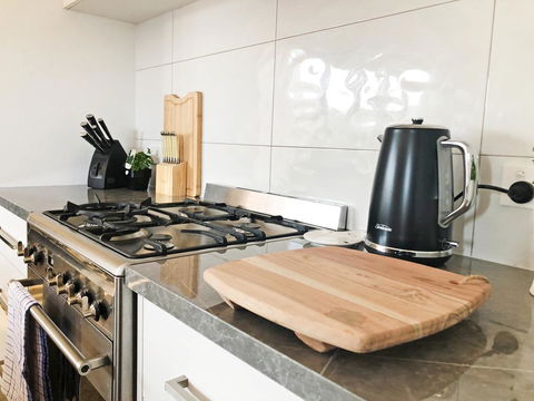 EMBRACING EVANDALE - Hosted By L'Abode Accommodation - Accommodation Main Beach 20