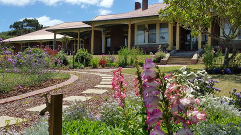 Orana House - Accommodation Main Beach 6