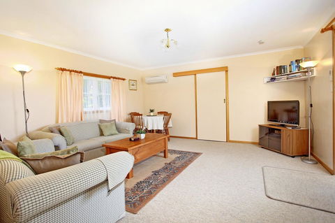 Tamar River Retreat - Accommodation Main Beach 6