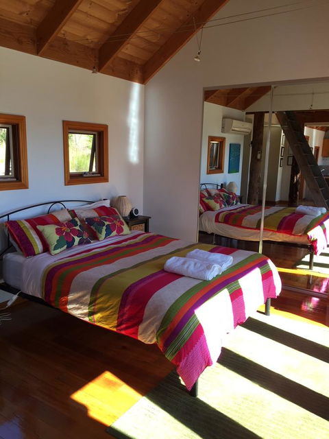 The Tree House - Accommodation Main Beach 0