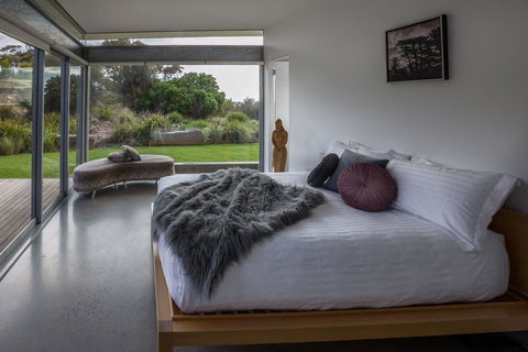 Avalon Coastal Retreat - Accommodation Main Beach 15