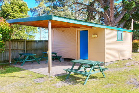 Strahan Beach Tourist Park - Accommodation Main Beach 14
