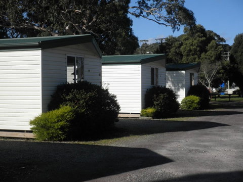 Strahan Beach Tourist Park - Accommodation Main Beach 12