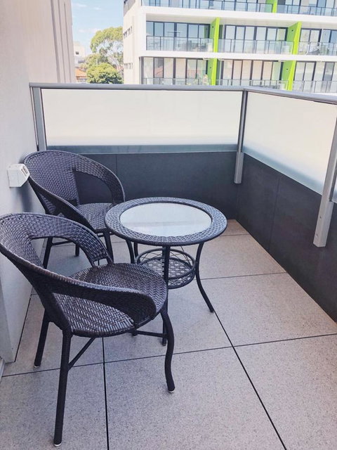 Poplar Box Hill Apartment - Accommodation Main Beach 11