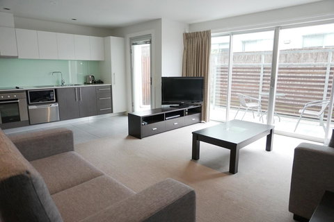 The Apollo - Accommodation Main Beach 21