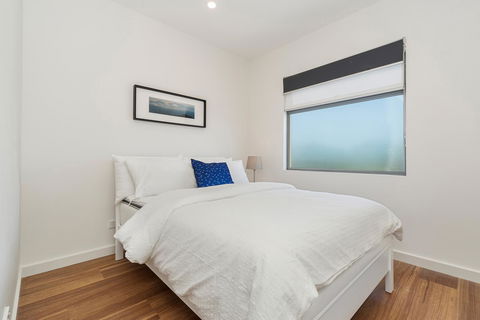 Rosewater Townhouses Dromana - Accommodation Main Beach 21