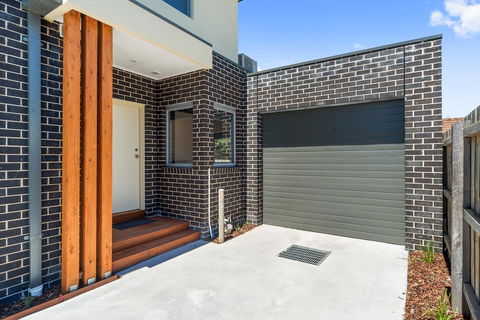 Rosewater Townhouses Dromana - Accommodation Main Beach 5