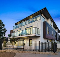 Manhattan Apartments - Notting Hill - Accommodation Main Beach