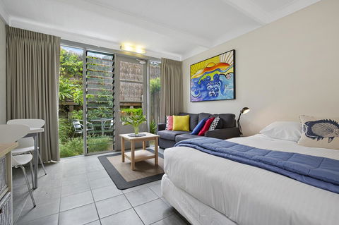 Oceanic Sorrento - Accommodation Main Beach 8