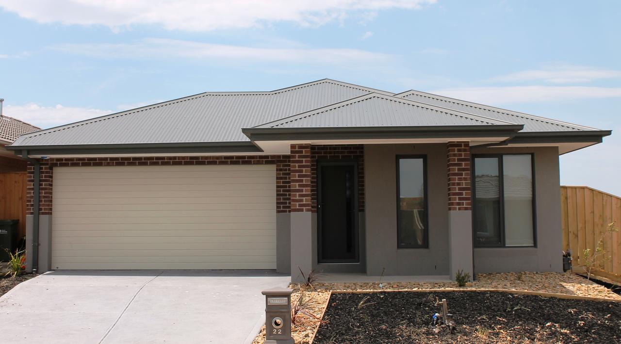 Alphington VIC Accommodation Main Beach