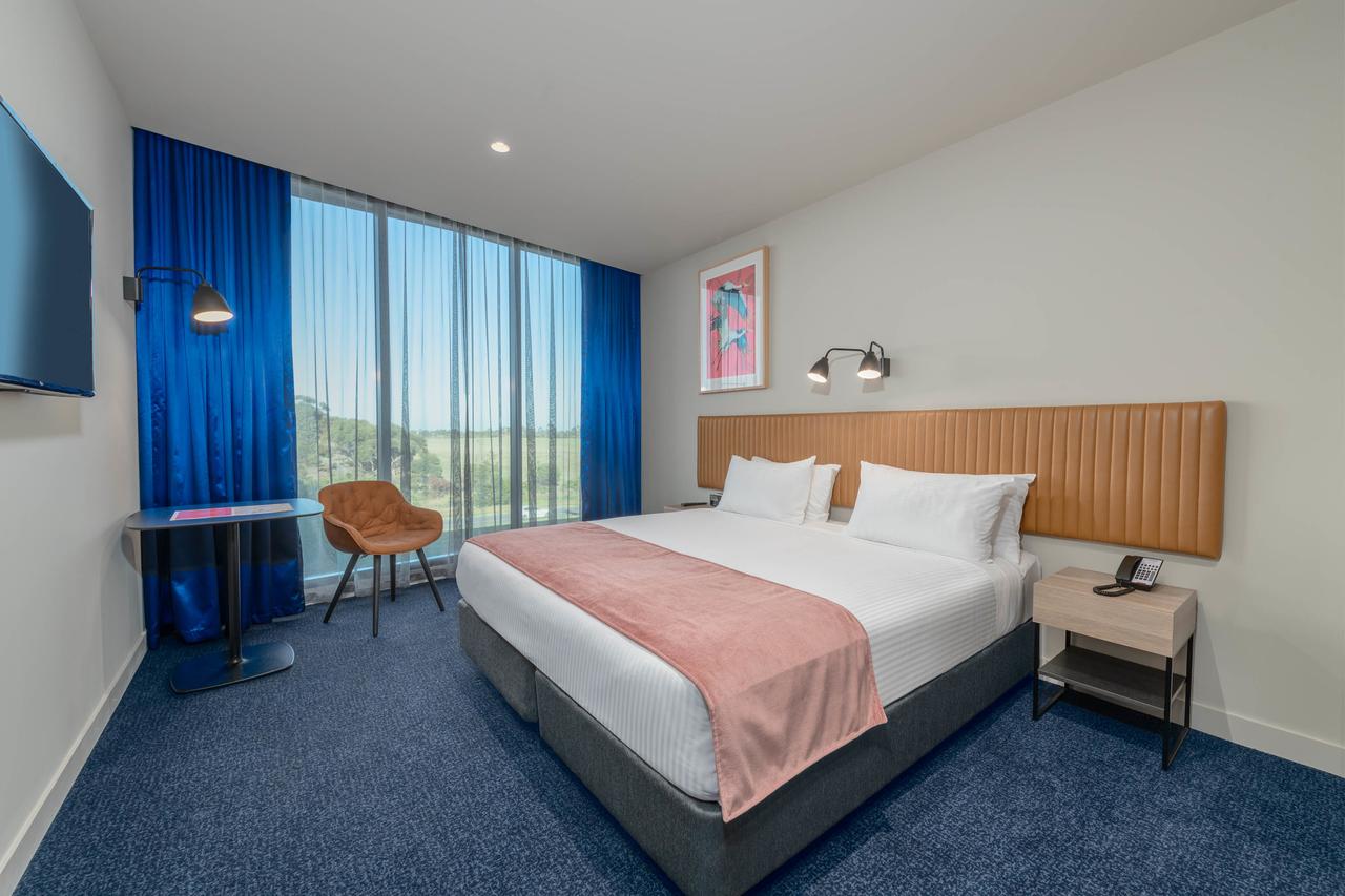 Epping VIC Accommodation Main Beach