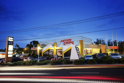 Nightcap At Matthew Flinders Hotel - Accommodation Main Beach 4