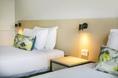 Nightcap At Matthew Flinders Hotel - Accommodation Main Beach 15