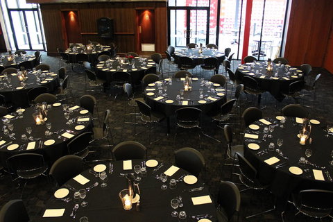 Nightcap At Matthew Flinders Hotel - Accommodation Main Beach 10