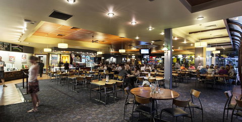 Nightcap At Matthew Flinders Hotel - Accommodation Main Beach 9