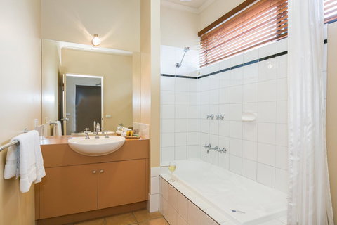 Lorne Surf Apartments - Accommodation Main Beach 25