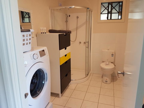 Romsey Homestay - Accommodation Main Beach 9