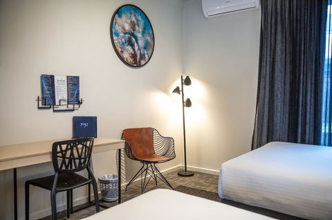 Nightcap At Keysborough Hotel - Accommodation Main Beach 17