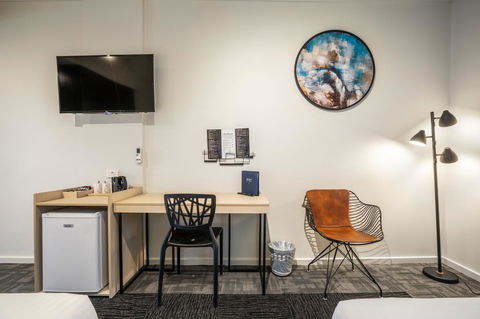 Nightcap At Keysborough Hotel - Accommodation Main Beach 20