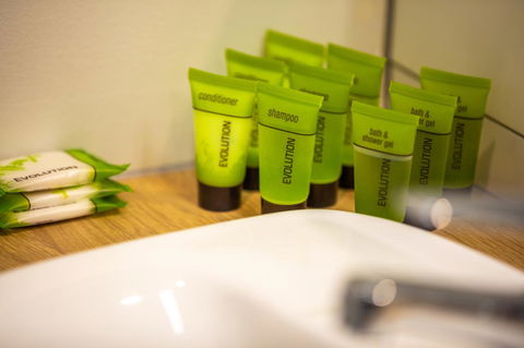 Nightcap At Keysborough Hotel - Accommodation Main Beach 14