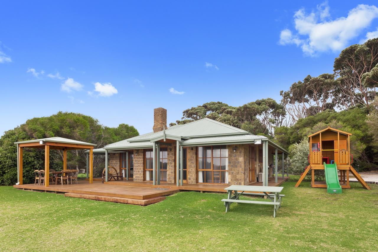 Marengo VIC Accommodation Main Beach