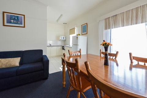 Heyfield Motel And Apartments - Accommodation Main Beach 23