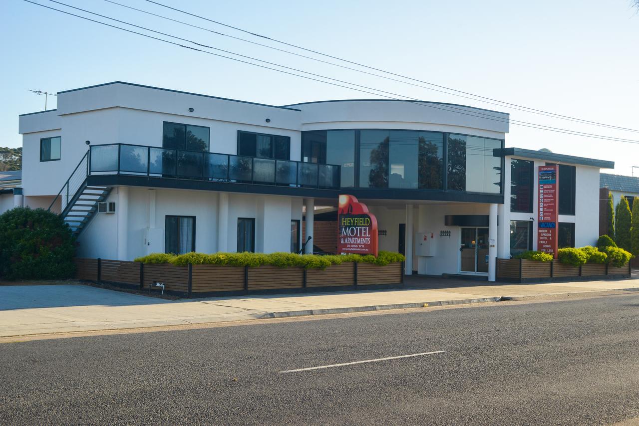 Lakes Entrance VIC Accommodation Main Beach