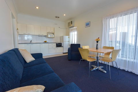 Heyfield Motel And Apartments - Accommodation Main Beach 28