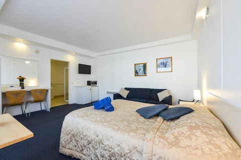 Heyfield Motel And Apartments - Accommodation Main Beach 34