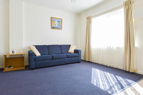Heyfield Motel And Apartments - Accommodation Main Beach 15
