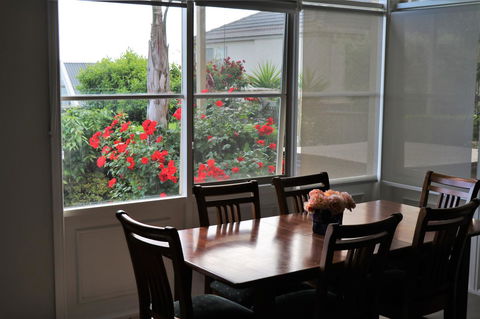 Oxford Rise Apartment - Accommodation Main Beach 2