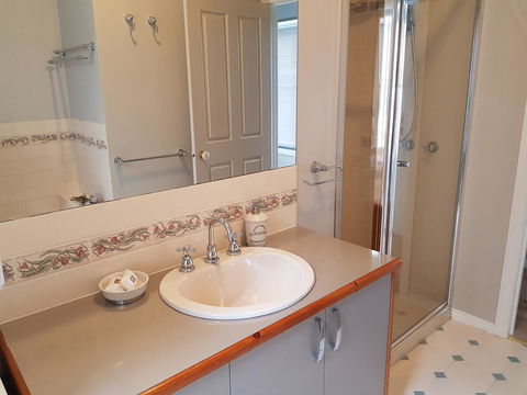 Oxford Rise Apartment - Accommodation Main Beach 11