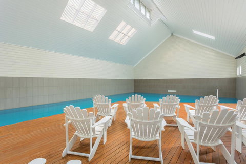 Deep Blue Hotel & Hot Springs - Accommodation Main Beach 13