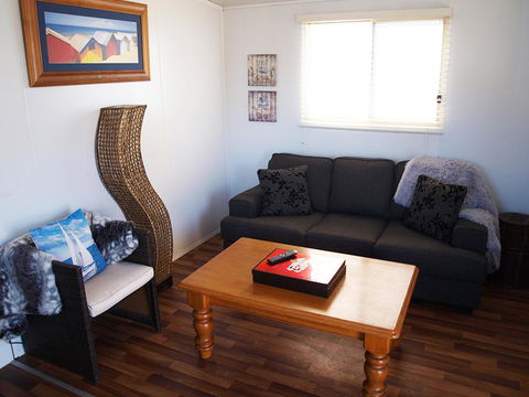 Mornington Motel - Accommodation Main Beach 31