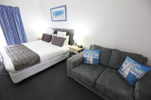 Mornington Motel - Accommodation Main Beach 2