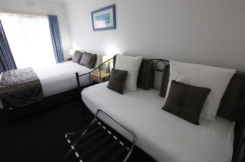 Mornington Motel - Accommodation Main Beach 18