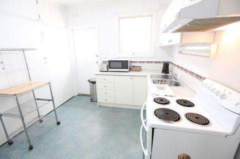 Mornington Motel - Accommodation Main Beach 10