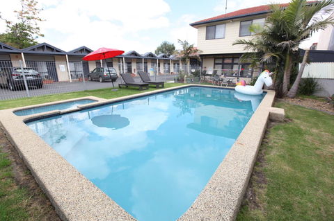 Mornington Motel - Accommodation Main Beach 9