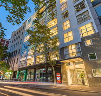 Mantra 100 Exhibition - Accommodation Main Beach