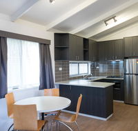 Amaroo Park - Accommodation Main Beach