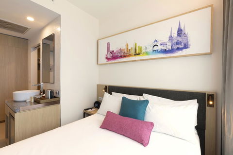 Ibis Melbourne Central - Accommodation Main Beach 5