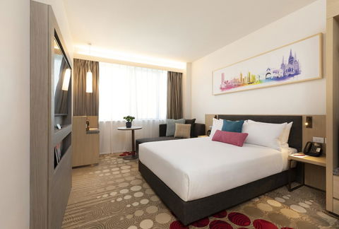 Ibis Melbourne Central - Accommodation Main Beach 1