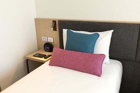 Ibis Melbourne Central - Accommodation Main Beach 9