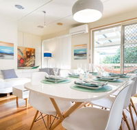 Nautique Beach House - Accommodation Main Beach